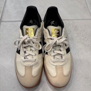 Adidas Samba OG Shoes – Cream White / Core Black / Sand Strata – Size M 9 / W 10